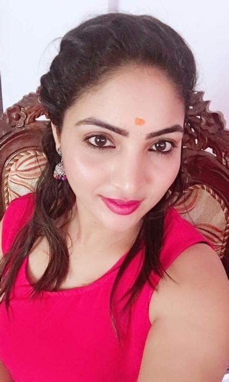 'kerala girl big boobs' Search .